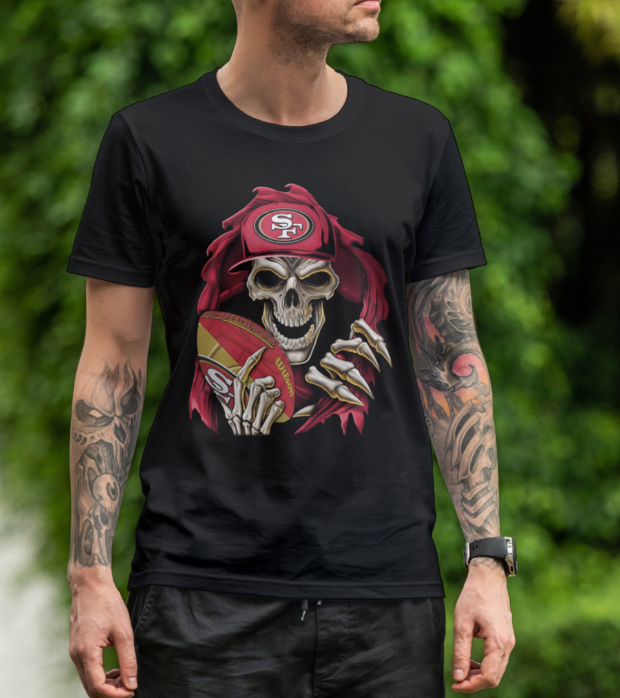 San Francisco 49ers Skull Holding Football With SF Cap T-Shirt