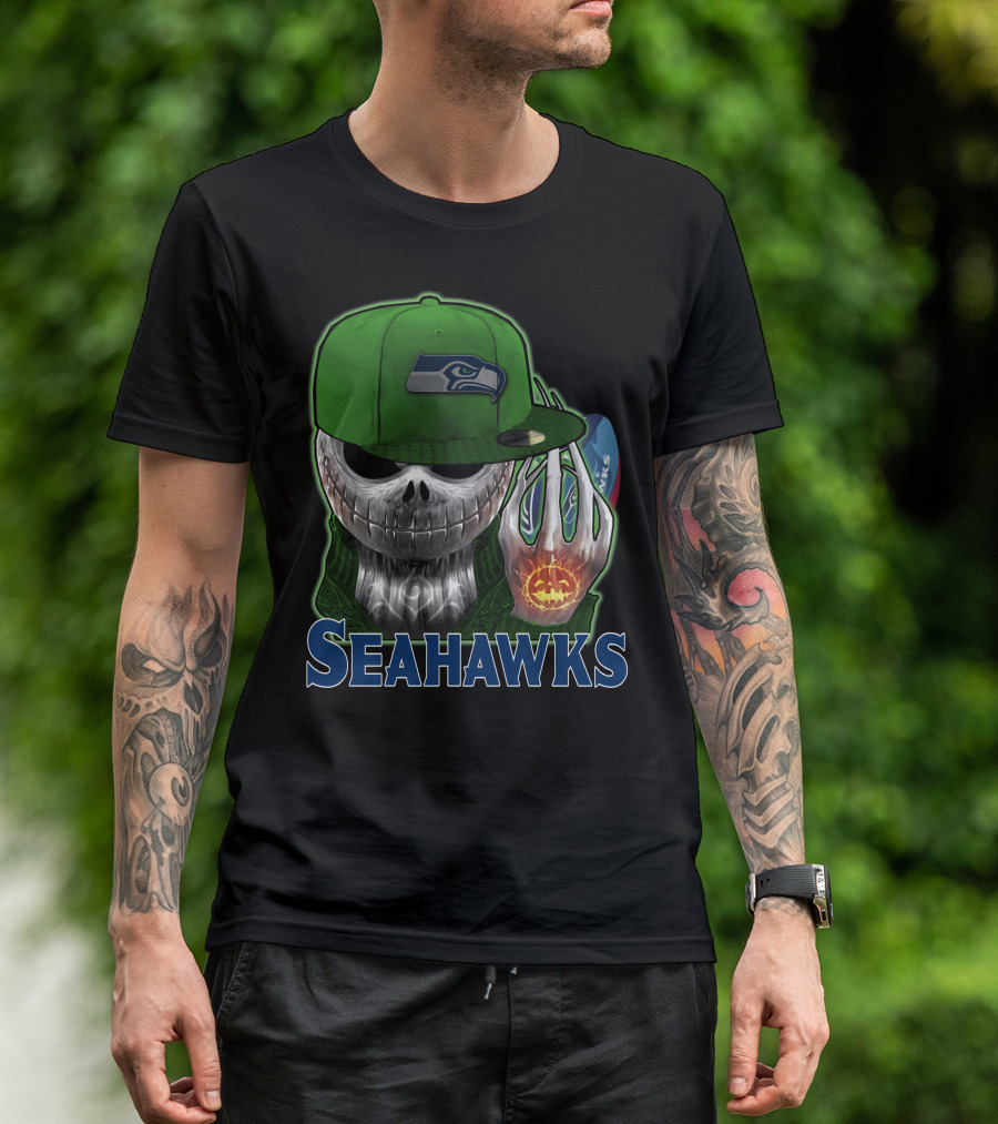 Jackskull In Green Cap Holding Pumpkin Seattle Seahawks T-Shirt