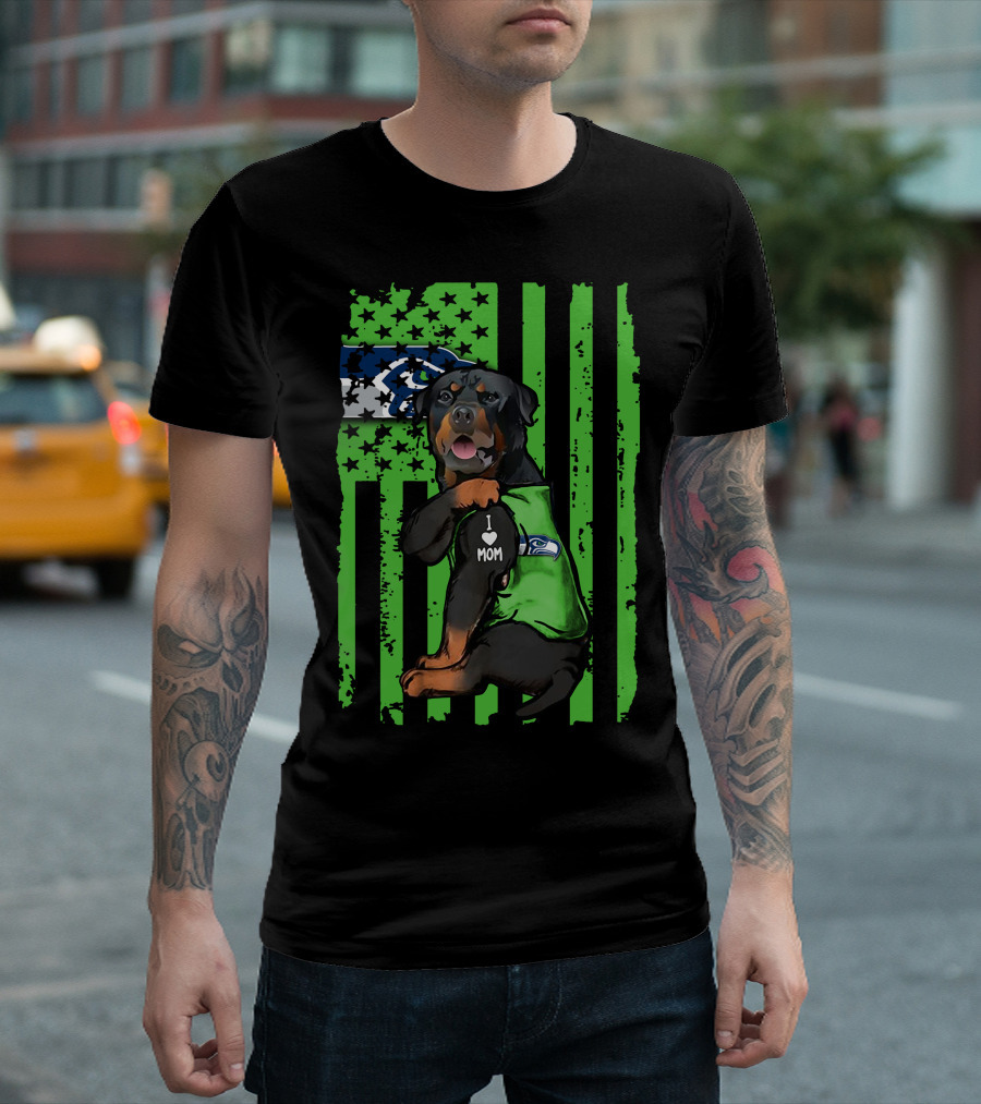 Rottweiler I Love Mom Seattle Seahawks Green Flag T-Shirt