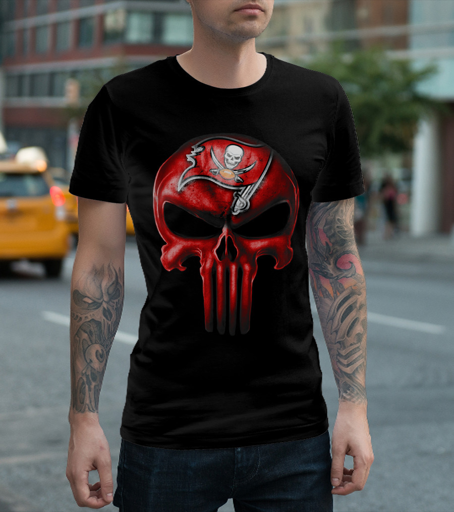 Skull V3 Tampa Bay Buccaneers Pirate Skull T-Shirt
