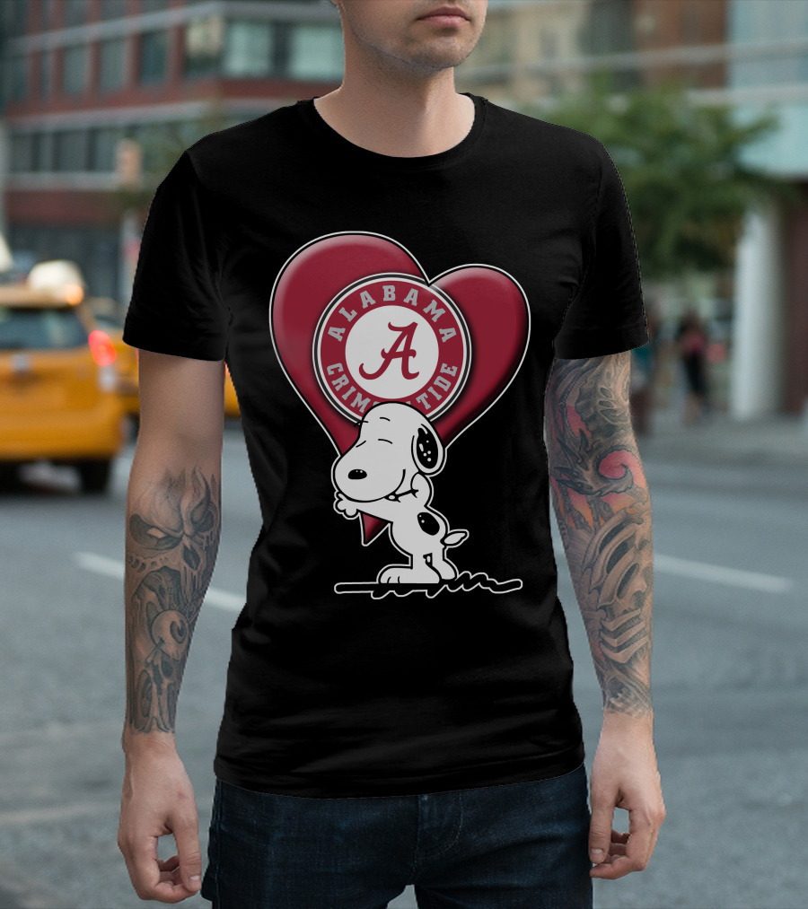 Snoopy Hugging Alabama Crimson Tide Heart T-Shirt