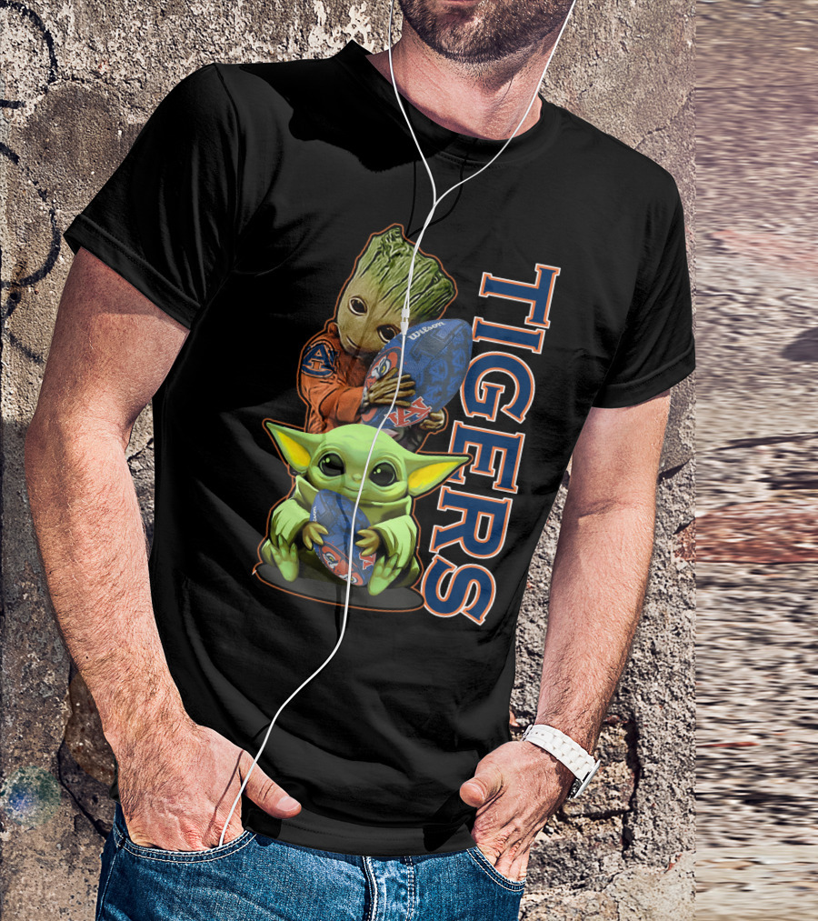 Grzd Auburn Tigers Baby Yoda And Groot Football T-Shirt
