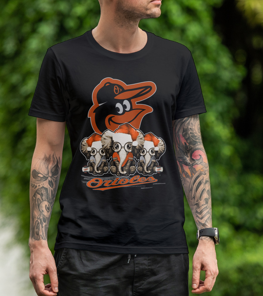 Elephan Xmas Orioles Santa Hat Baltimore Orioles T-Shirt