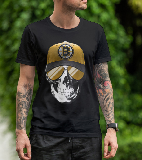 Skull In Yellow Boston Bruins Cap And Sunglasses T-Shirt