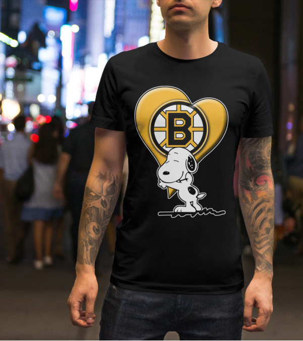 Snoopy Heart Boston Bruins Logo Hug T-Shirt