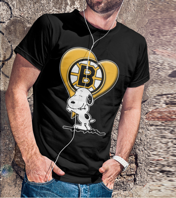 Snoopy Heart Boston Bruins Logo Hug T-Shirt