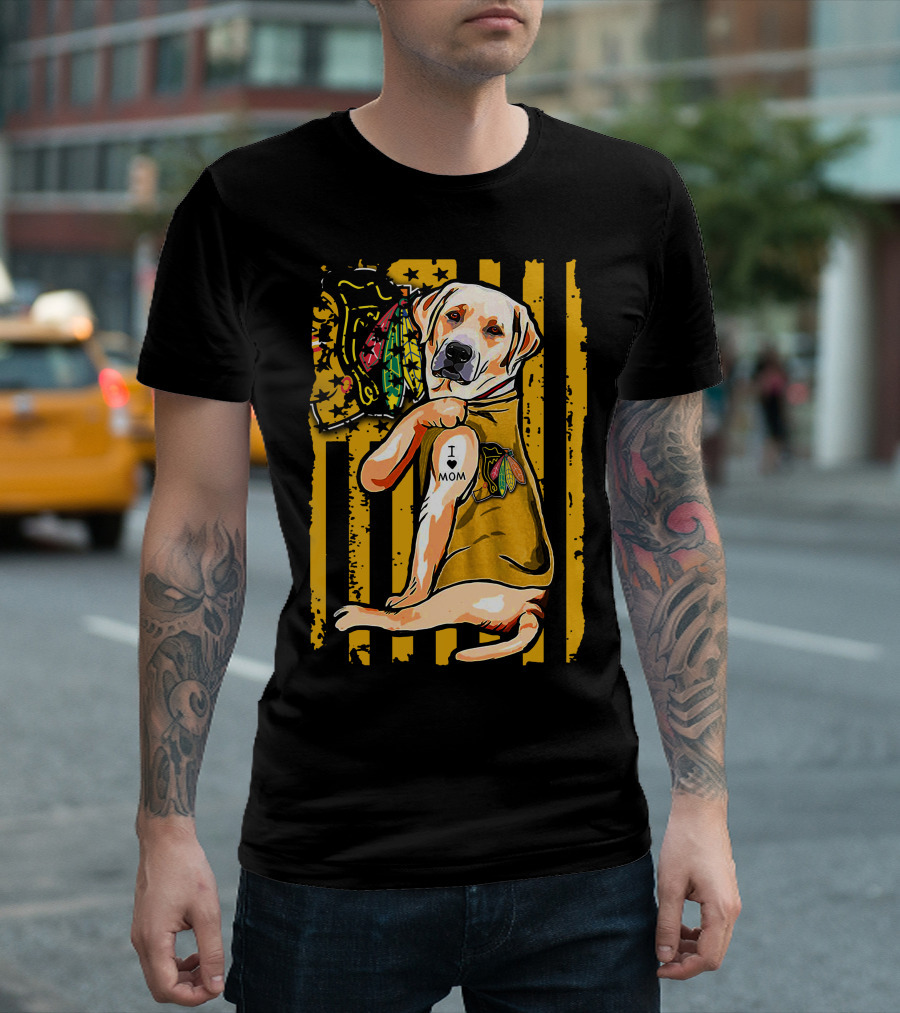 Labrador Retriever I Love Mom Chicago Blackhawks Stripes T-Shirt