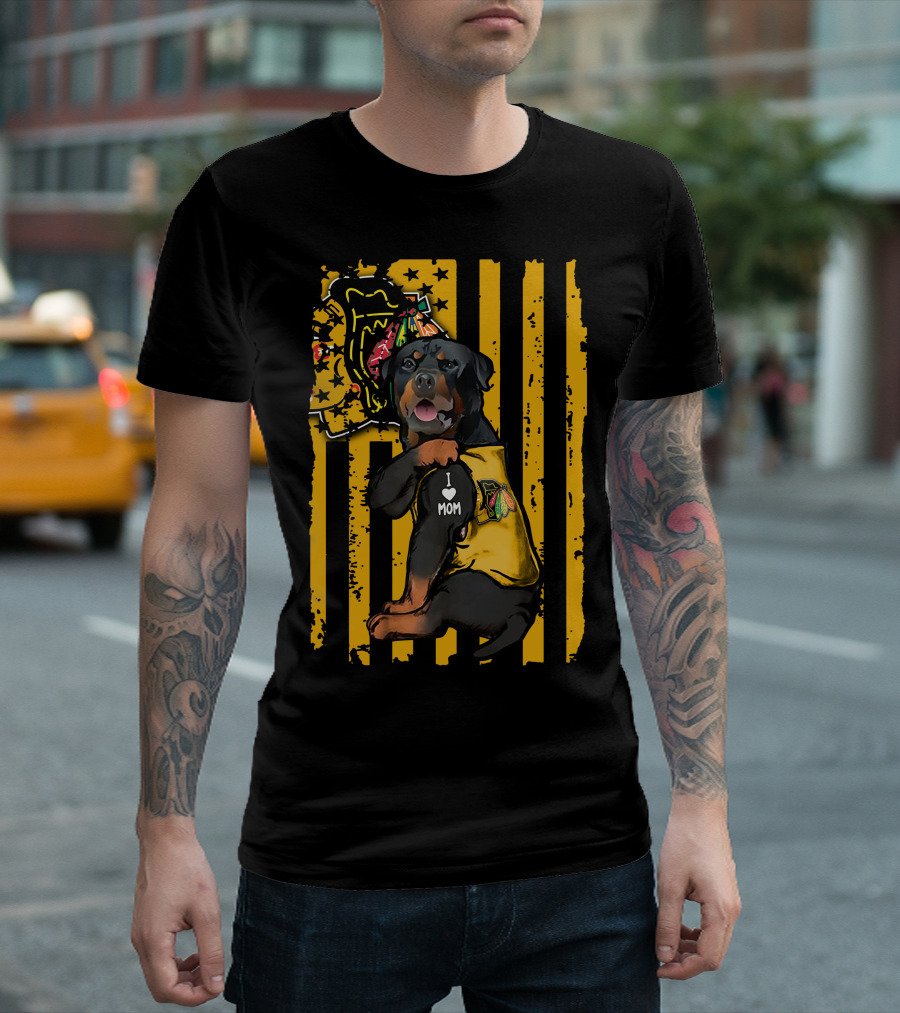 Rottweiler I Love Mom Chicago Blackhawks Star Stripes T-Shirt