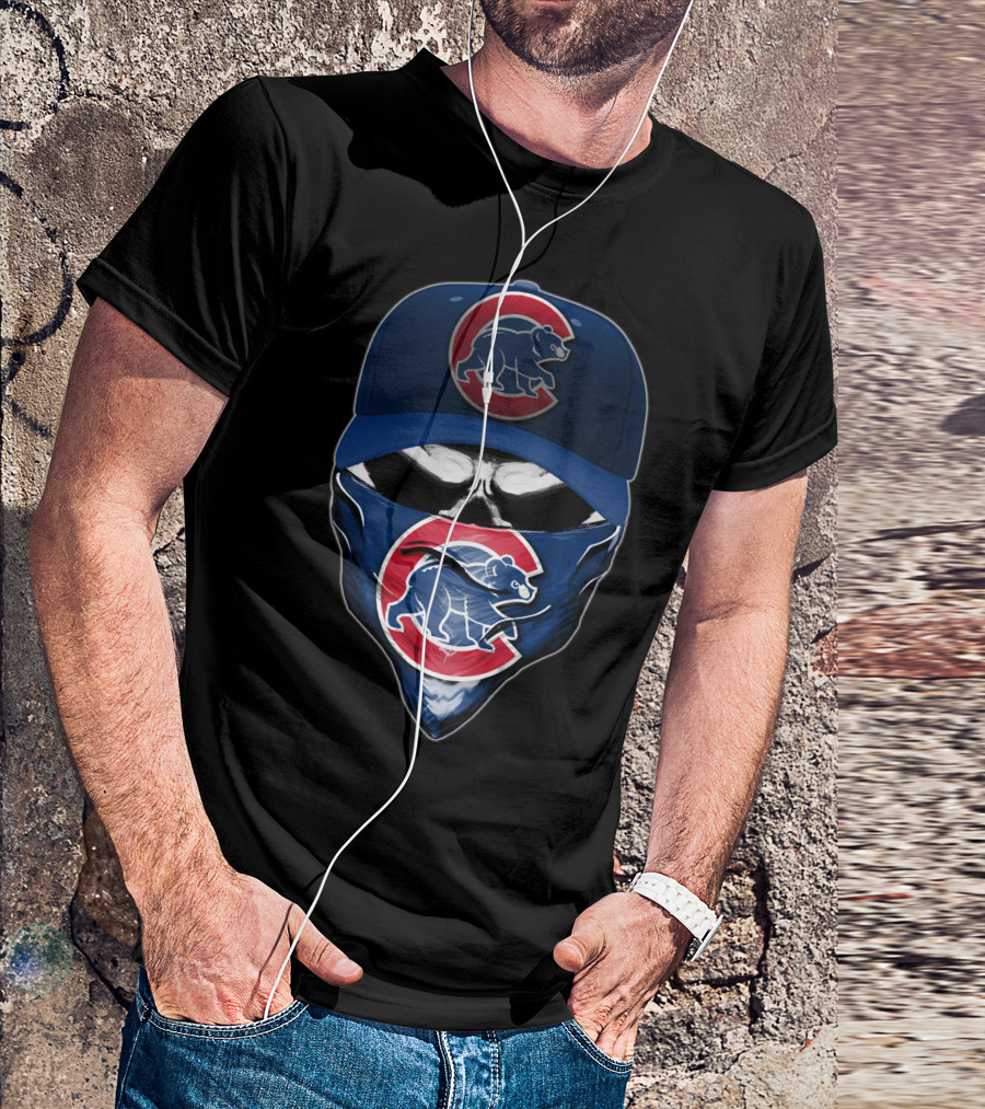 Skull Wearing Chicago Cubs Hat And Bandana T-Shirt