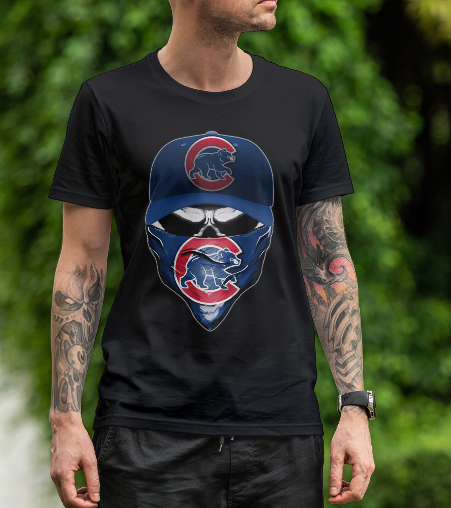 Skull Wearing Chicago Cubs Hat And Bandana T-Shirt