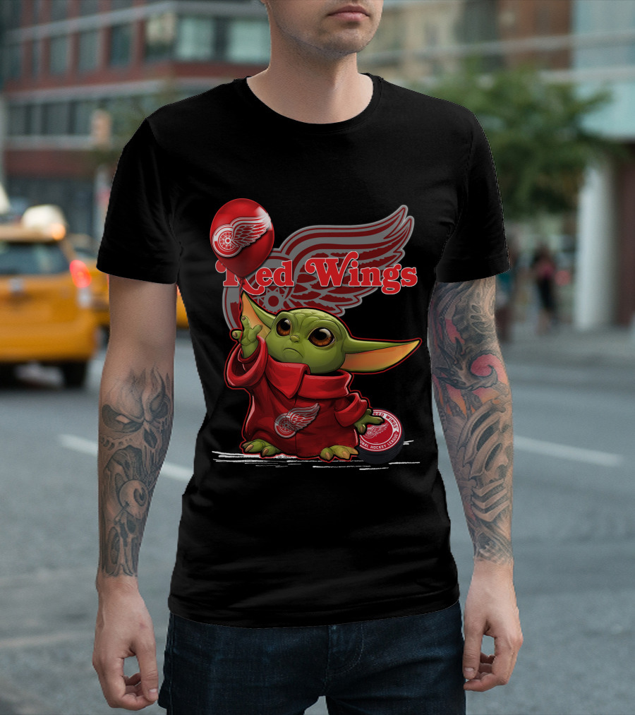 Yoda Red Wings Balloon T-Shirt