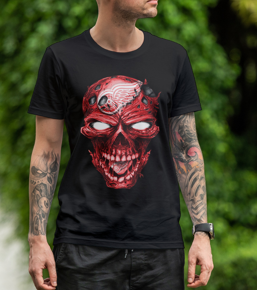 Detroit Red Wings Skull Helmet Hockey Emblem T-Shirt