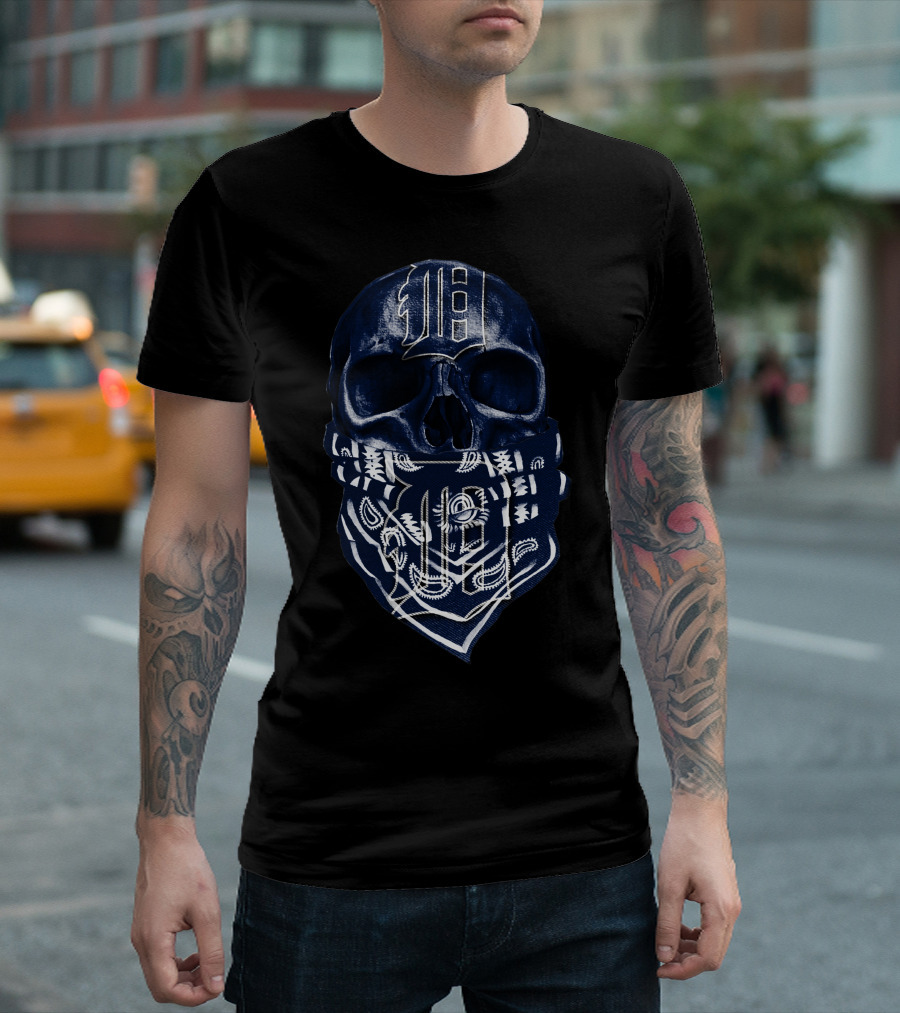 Skull With Detroit Tigers Logo And Bandana T-Shirt