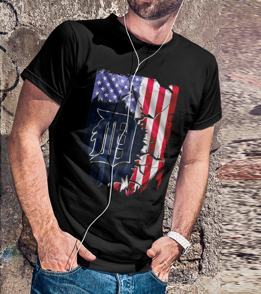 Detroit Tigers American Flag Rip T-Shirt