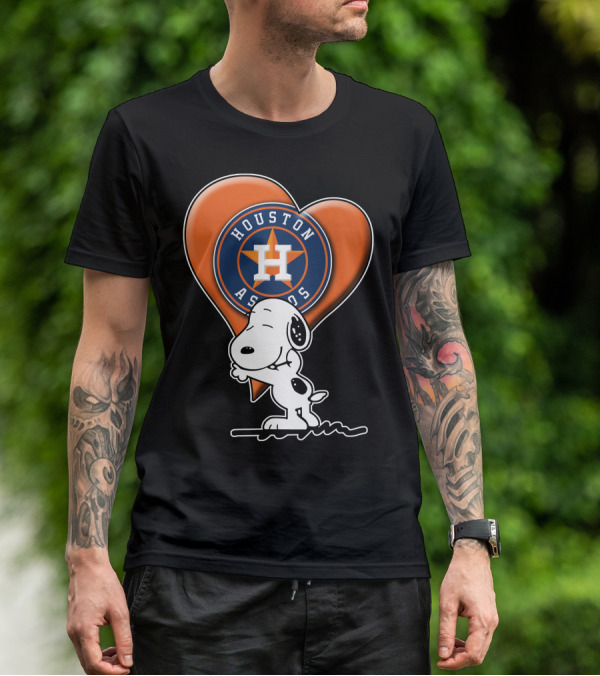 Snoopy Hugging Houston Astros Heart T-Shirt