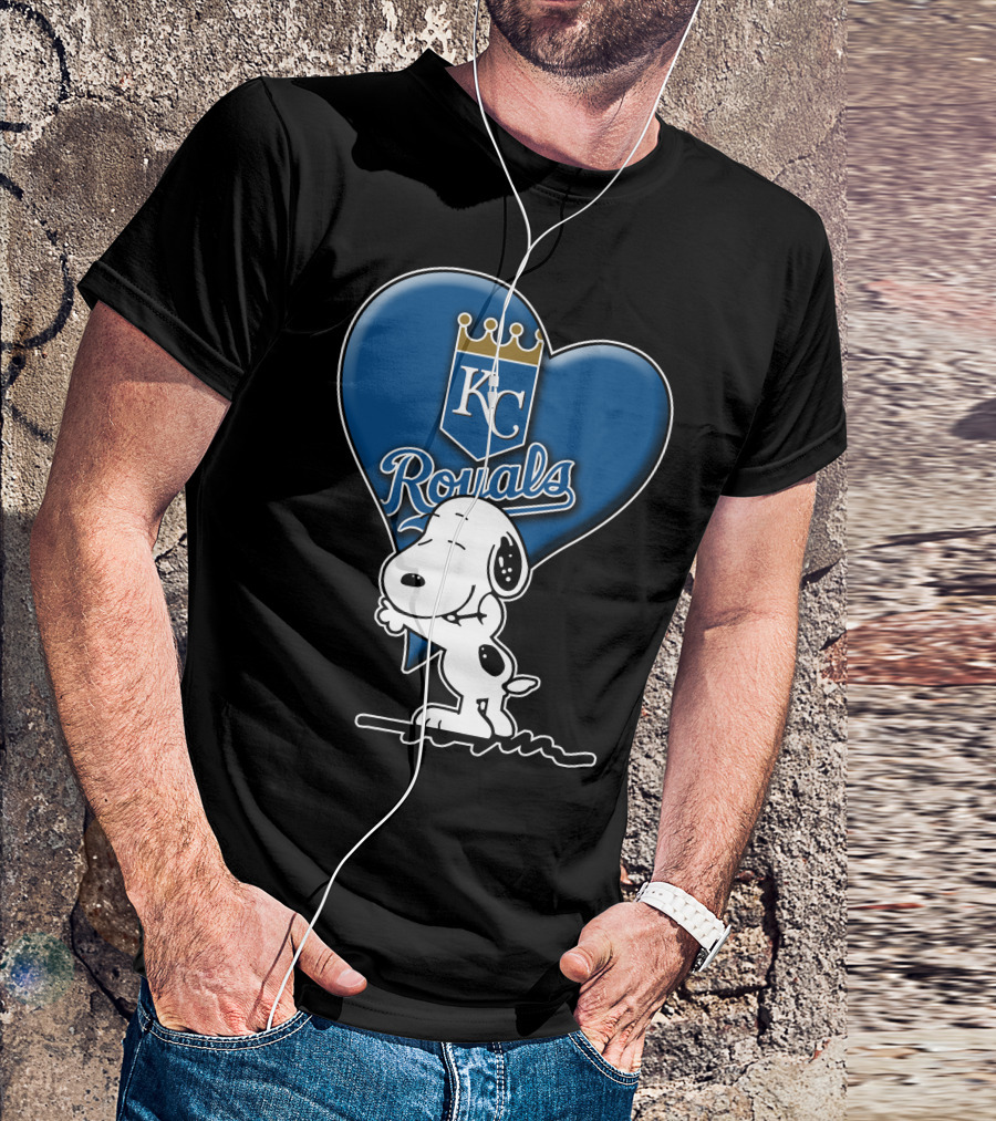 Snoopy Hugging Heart Kc Royals T-Shirt