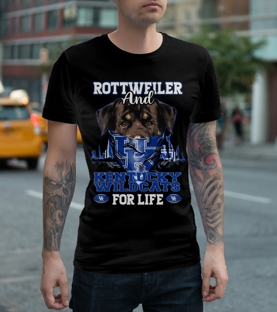 Rottweiler and Kentucky Wildcats for Life UK Logo Football T-Shirt