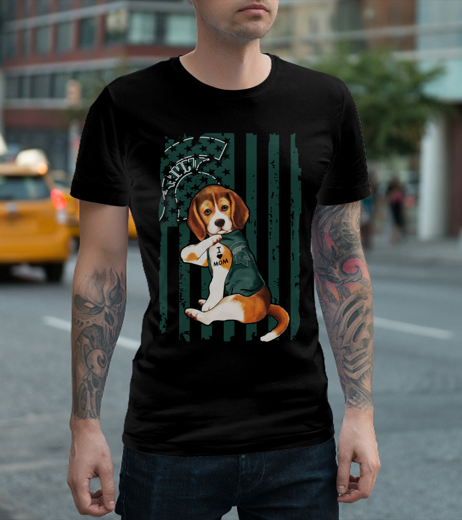 Beagle I Love Mom Michigan State Spartans Fan Support with Mascot and Helmet T-Shirt