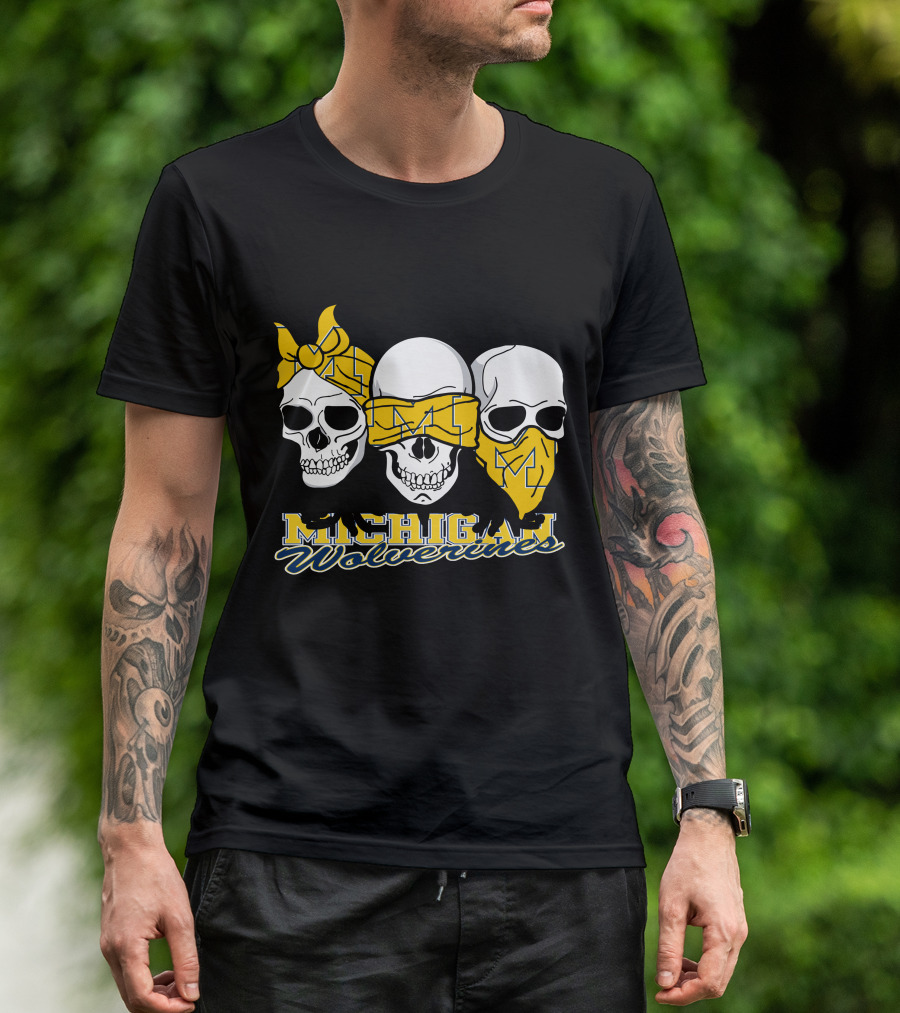 Michigan Wolverines 3 Skulls Bandana T-Shirt