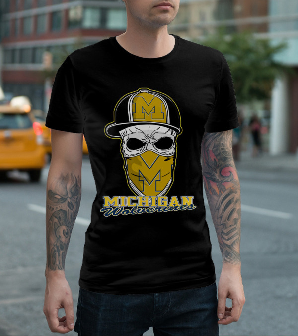 Michigan Wolverines Skull Hat M T-Shirt