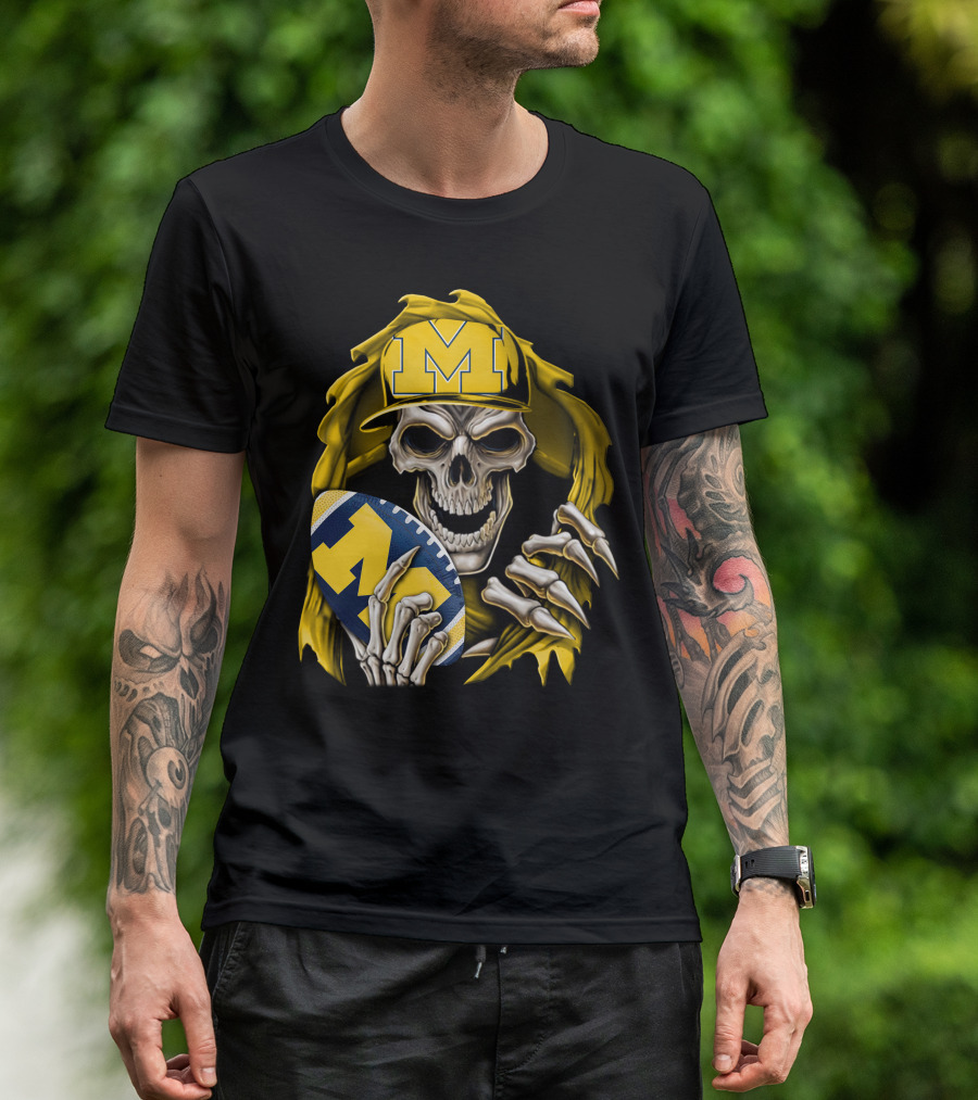 Skullbong Michigan Wolverines Skull Football Fan T-Shirt