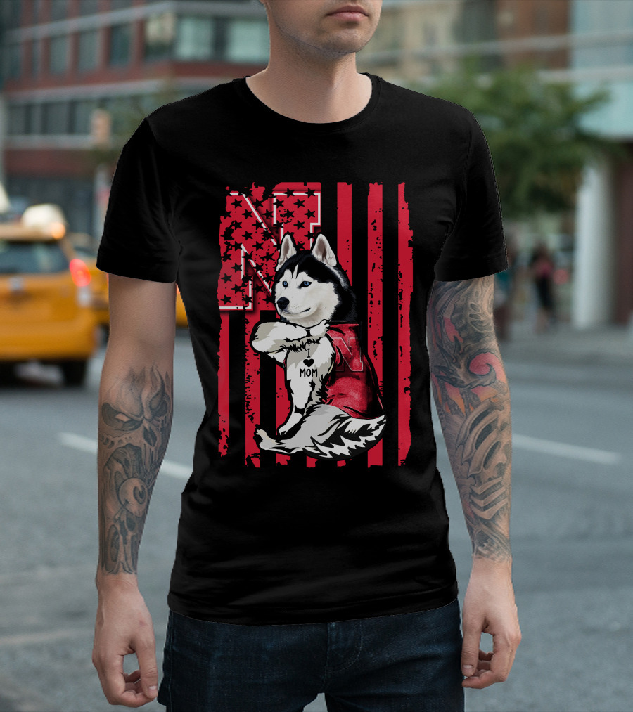 Siberian Husky Nebraska Cornhuskers I Love Mom American Flag T-Shirt