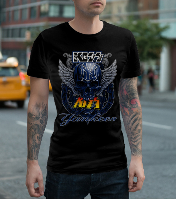 KISS Yankees Skull Wings T-Shirt