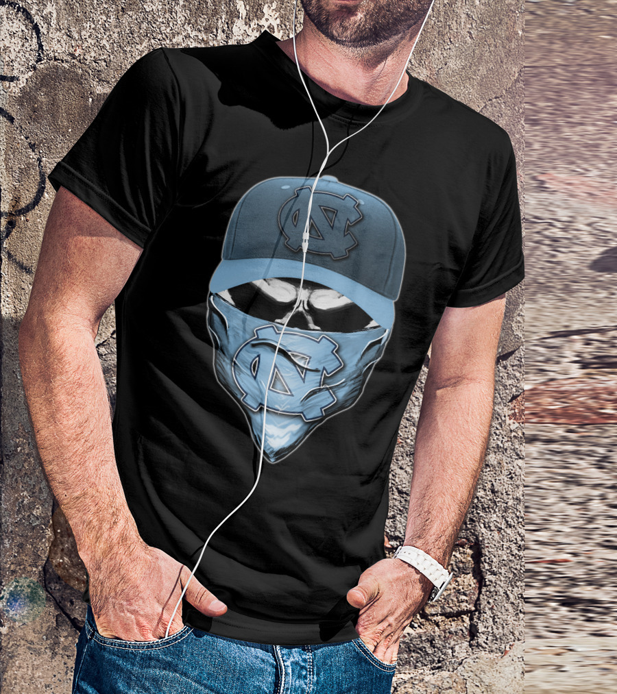 North Carolina Tar Heels Skull Emblem T-Shirt