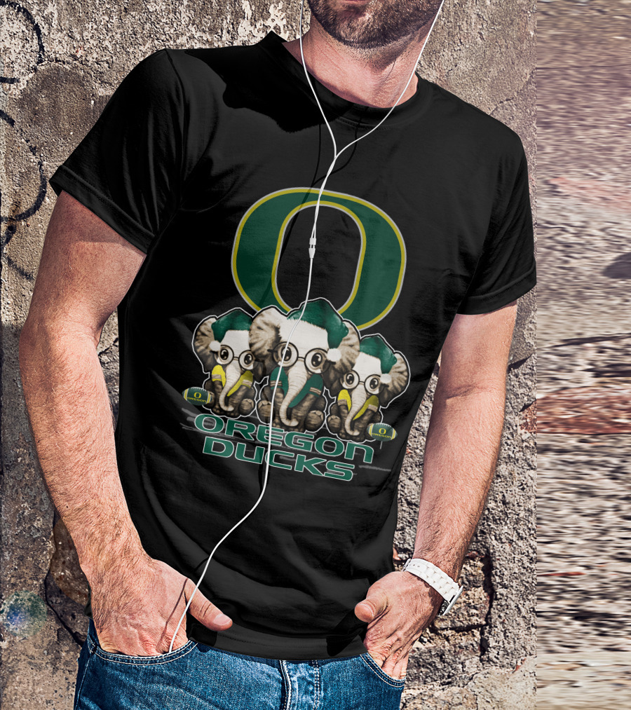 Oregon Ducks Elephant Trio Christmas T-Shirt