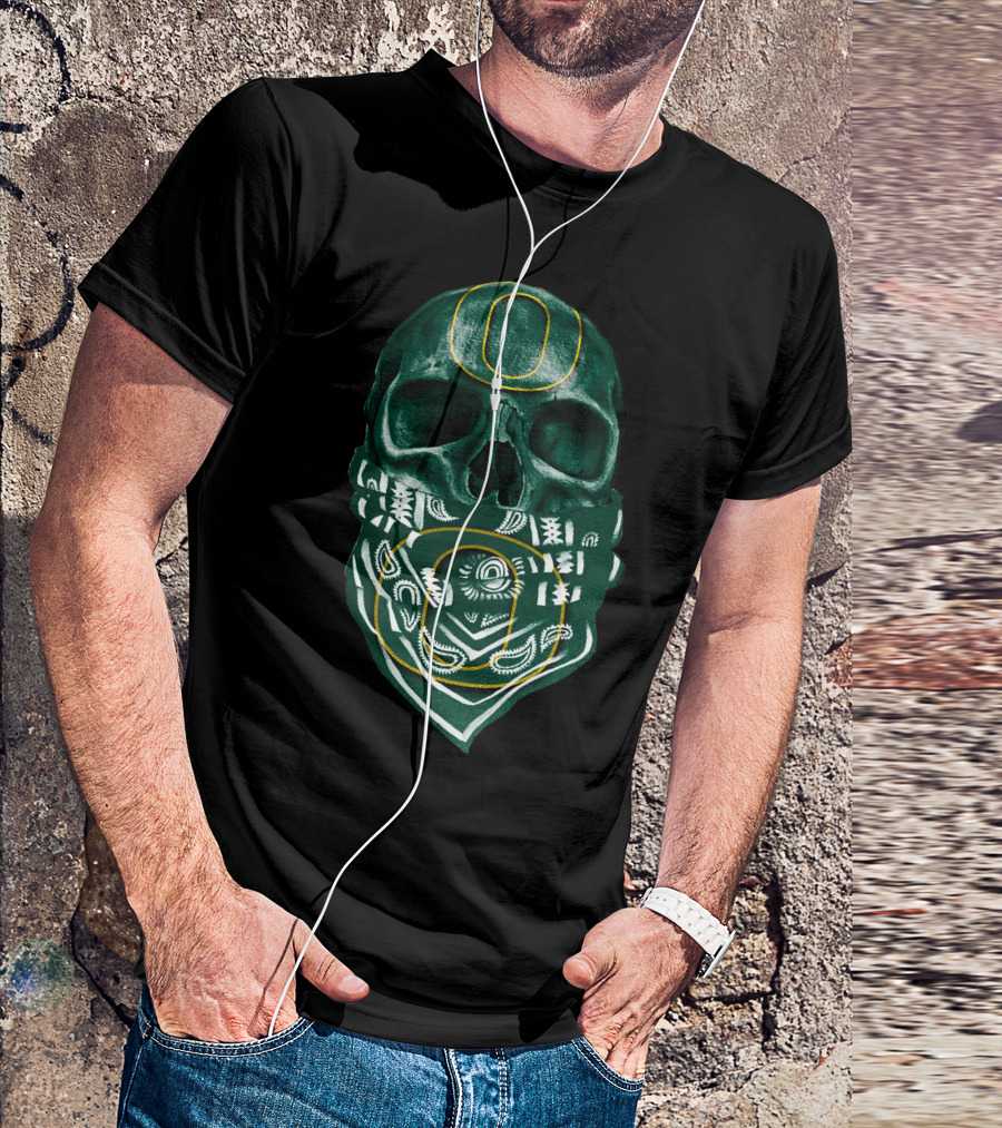 Skull With Oregon Ducks O Logo Bandana T-Shirt