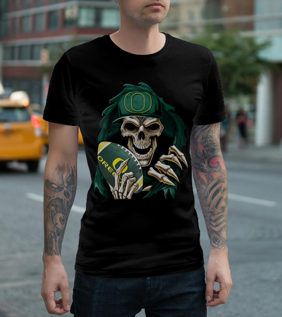 Skullbong Oregon Ducks Skeleton Holding Football T-Shirt