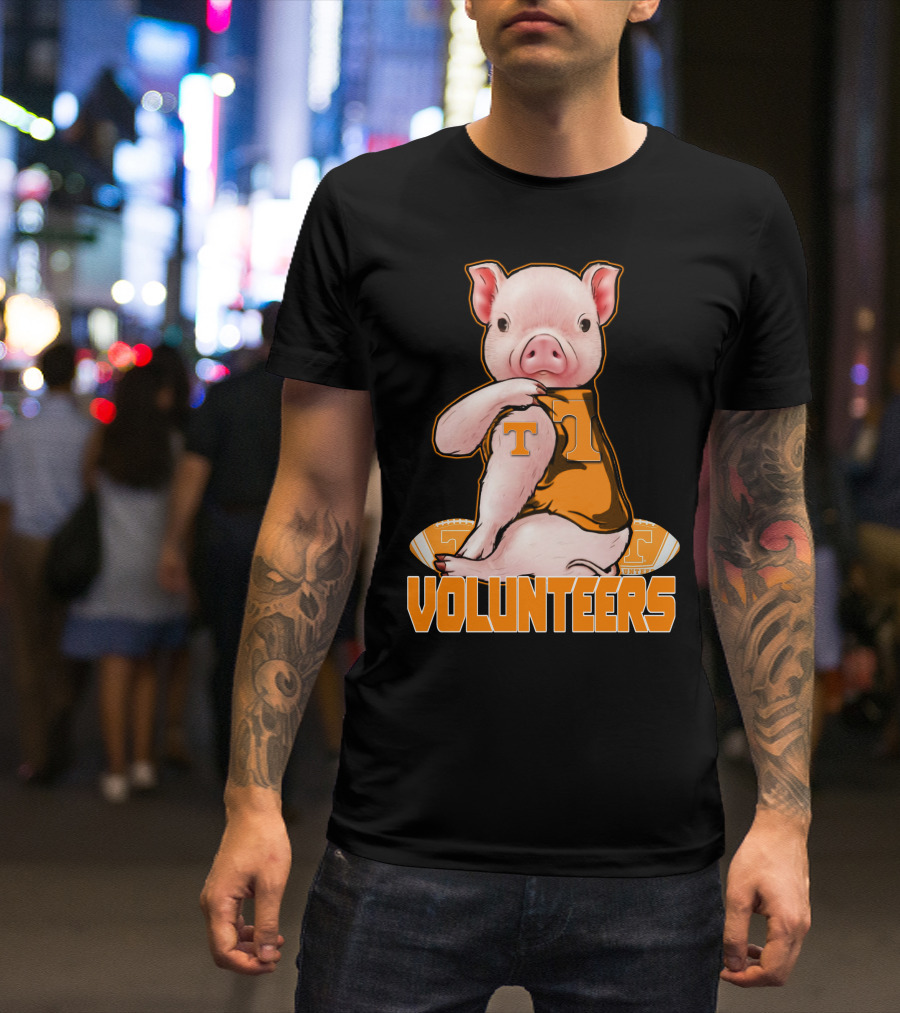 Tennessee Volunteers Pig With Football And T T-Shirt