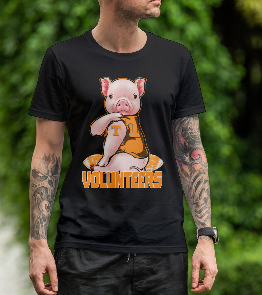Tennessee Volunteers Pig With Football And T T-Shirt