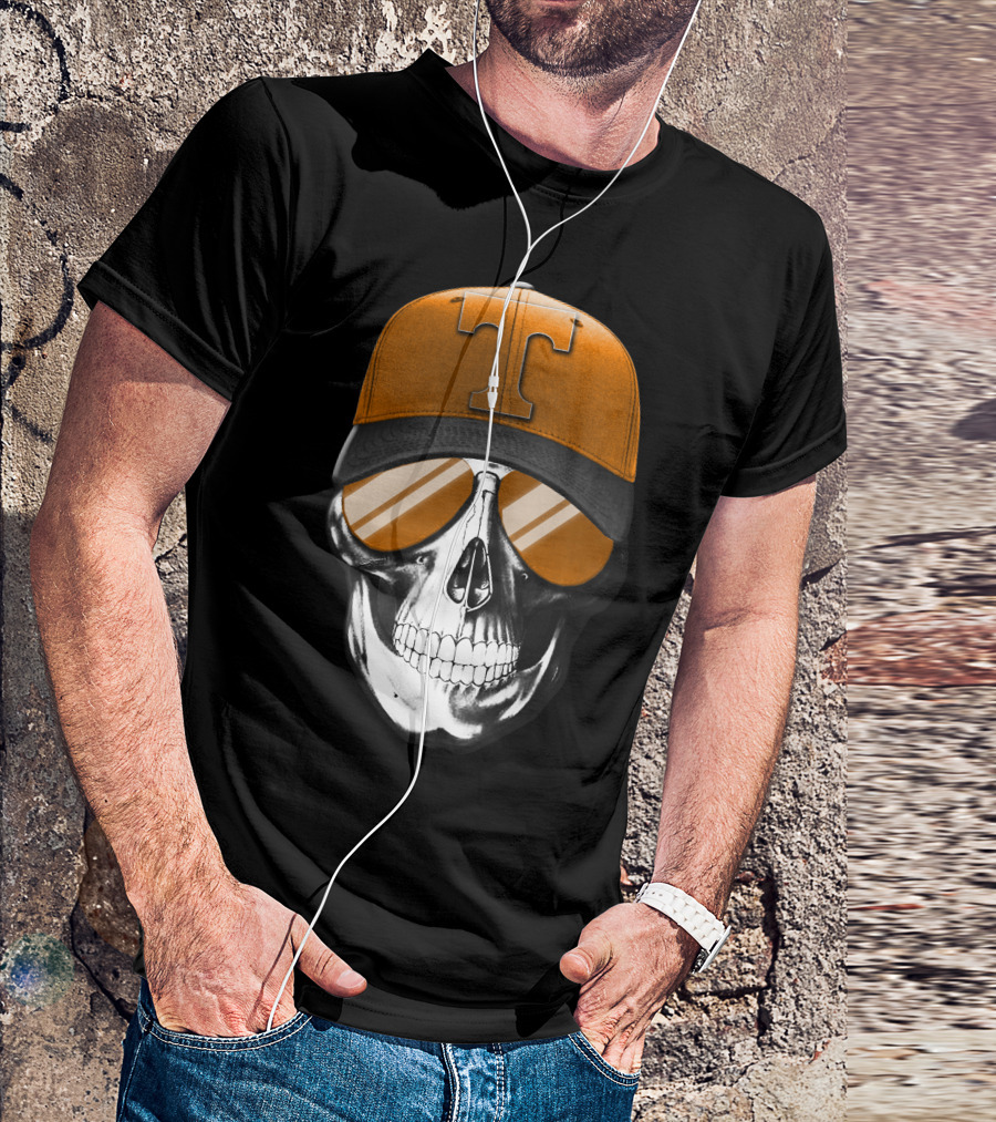 Tennessee Volunteers Skull With Orange Hat And Sunglasses T-Shirt