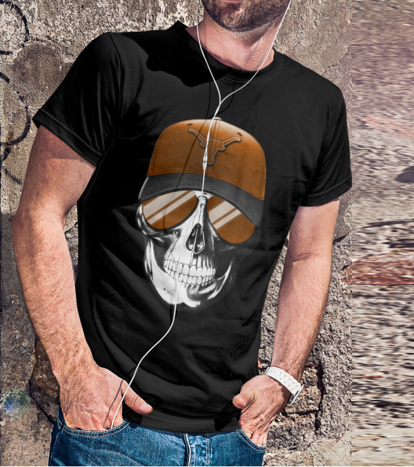 Skull With Texas Longhorns Cap And Sunglasses T-Shirt