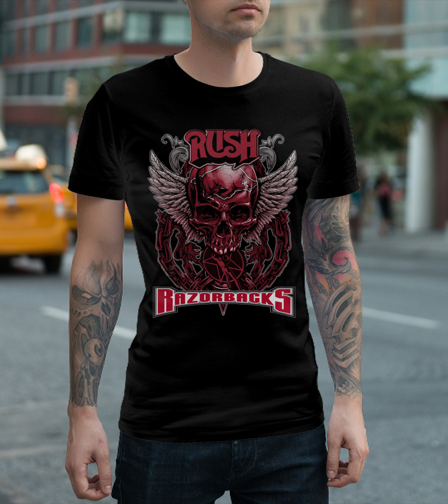 Rush Razorbacks Skull Wings Chain T-Shirt