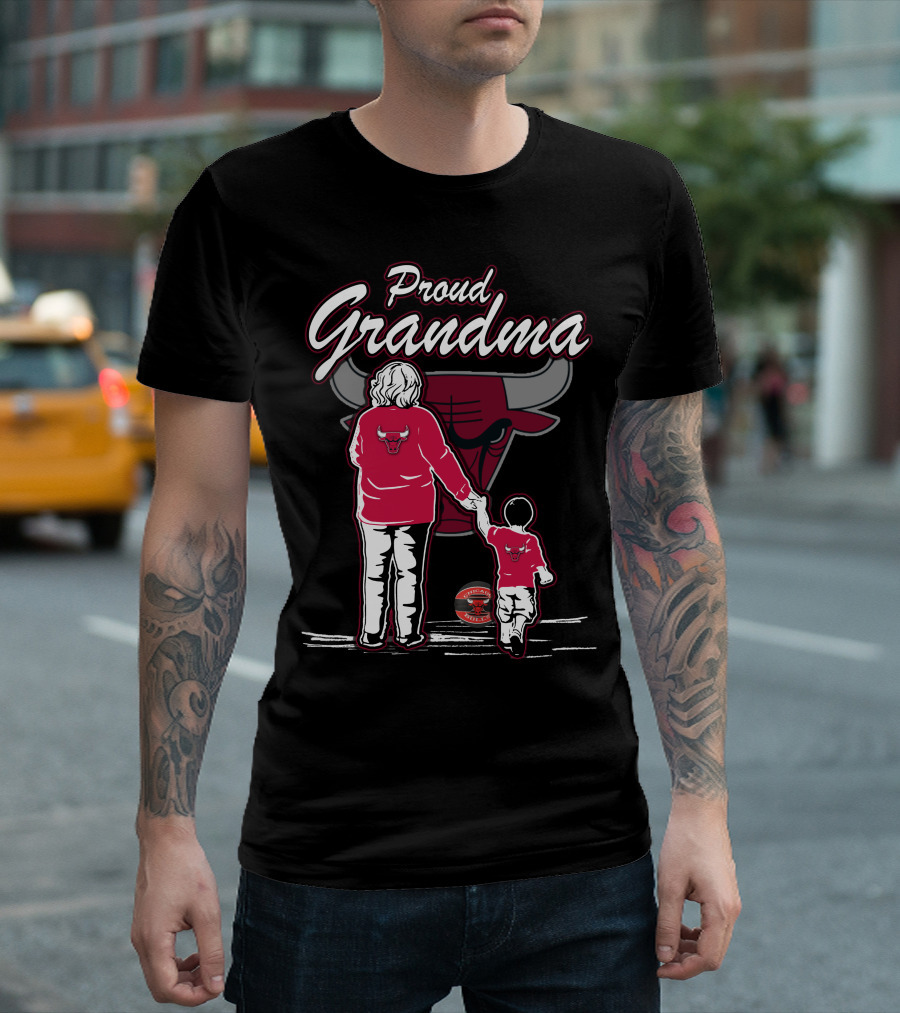 Proud Grandma Chicago Bulls Mom And Child Bulls T-Shirt