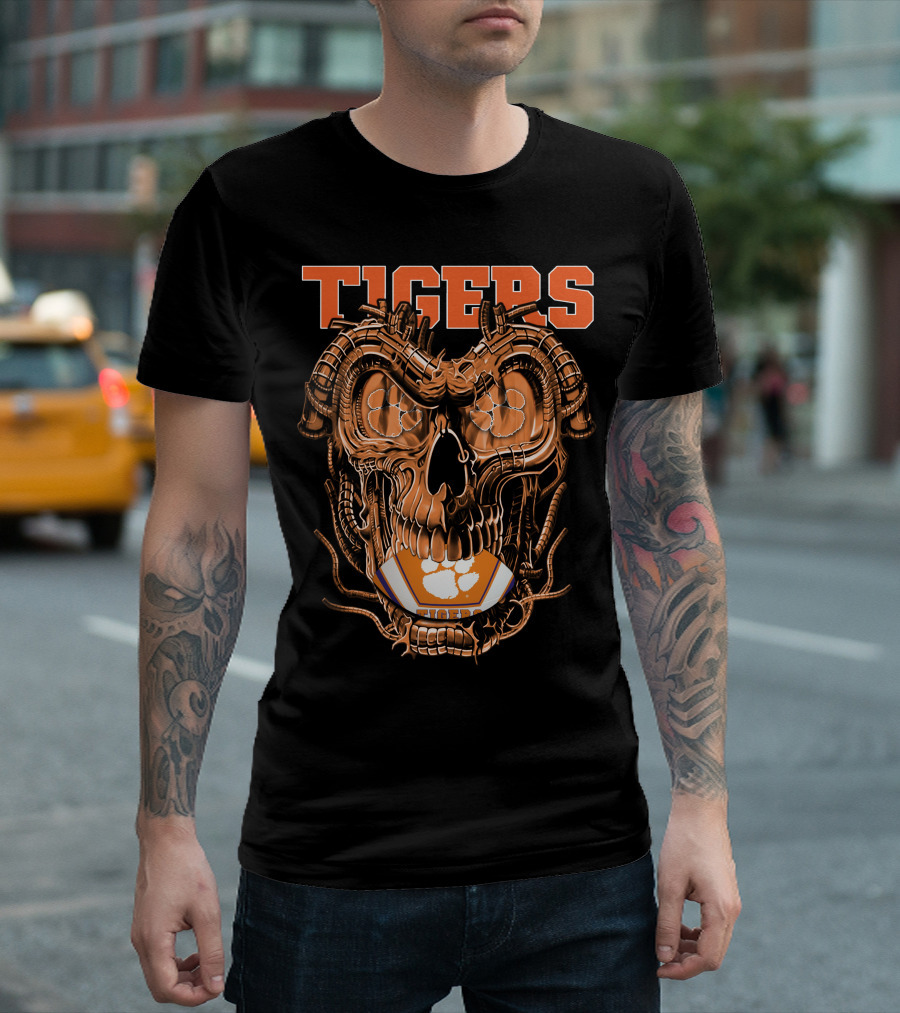 Clemson Tigers Mechanical Dragonskull With Football Elements T-Shirt
