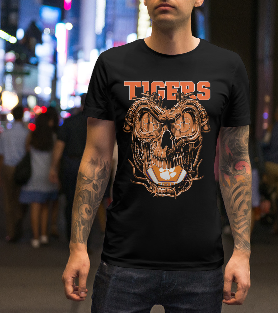 Clemson Tigers Mechanical Dragonskull With Football Elements T-Shirt