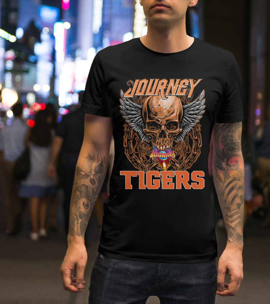 Journey Tigers Skull Wings Chain T-Shirt