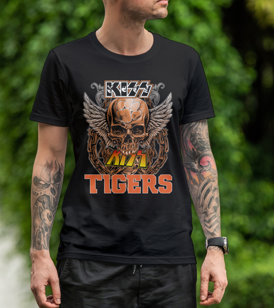 Kiss Clemson Tigers Skull Wings Chains T-Shirt