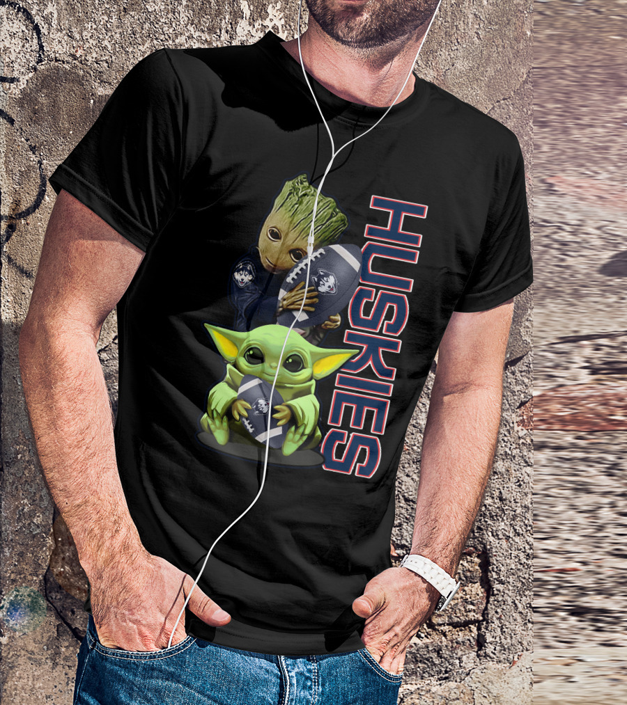 Grzd Connecticut Huskies Groot And Baby Yoda Football Team Spirit T-Shirt