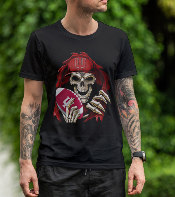Indiana Hoosiers Skull Holding Football T-Shirt