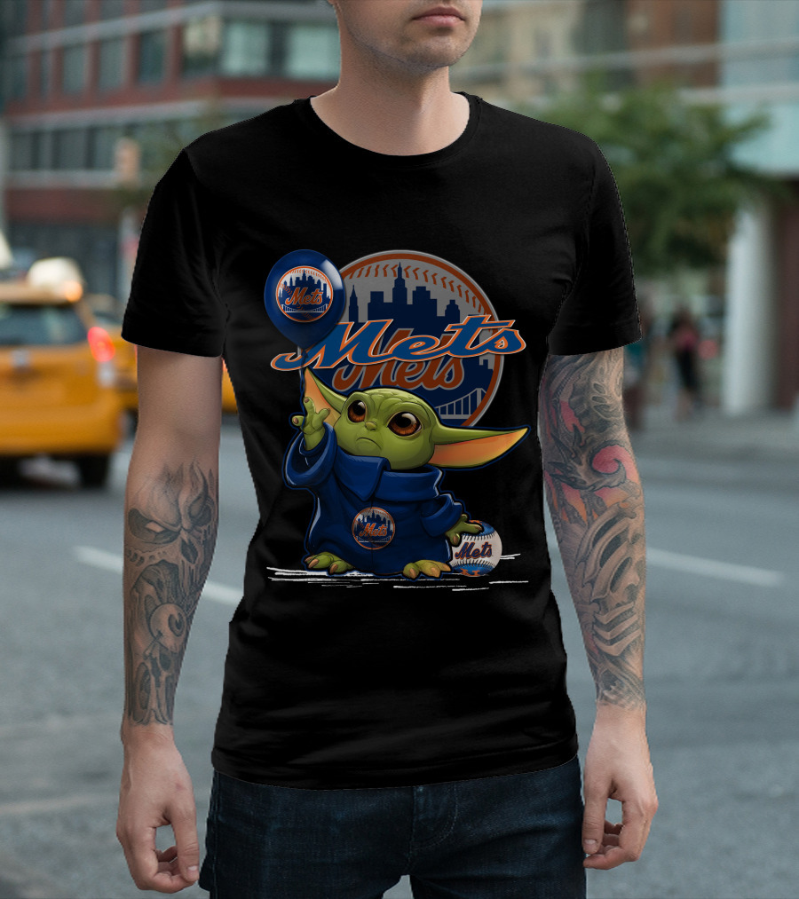 Yoda Mets Star Wars Baseball Fan Art New York Balloon And City Skyline T-Shirt