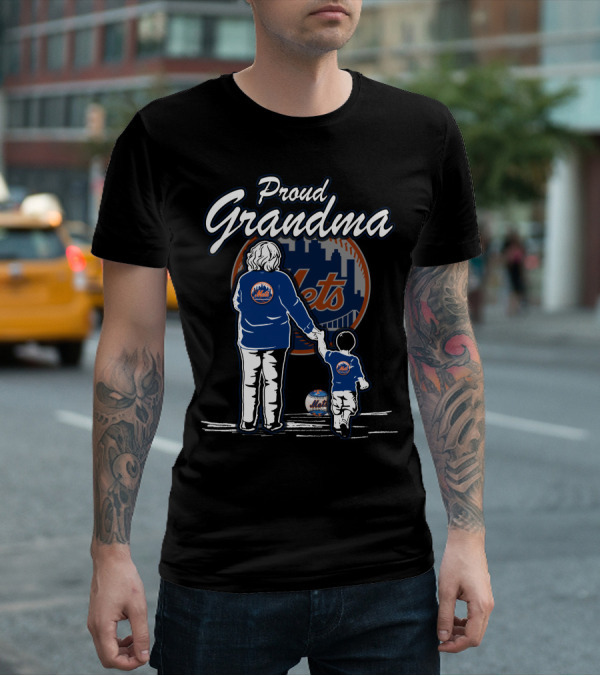 Proud Grandma New York Mets Family Skyline Baseball T-Shirt