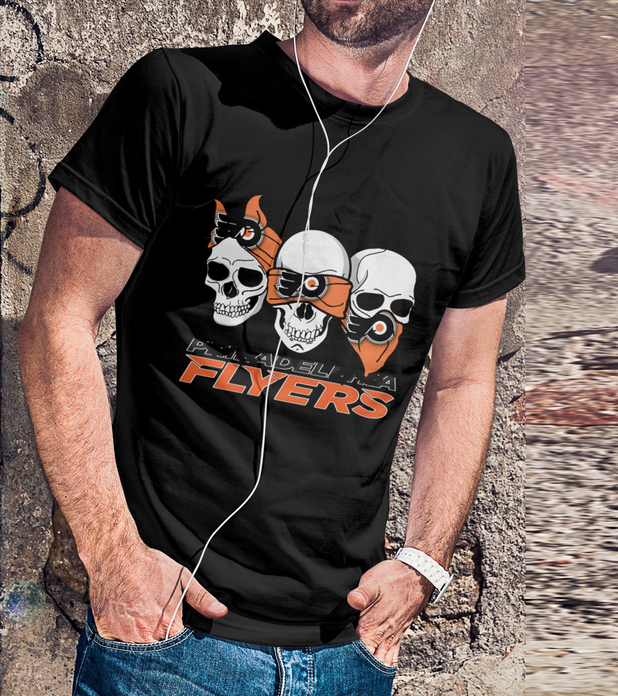 Philadelphia Flyers Three Skull Bandana Motif T-Shirt