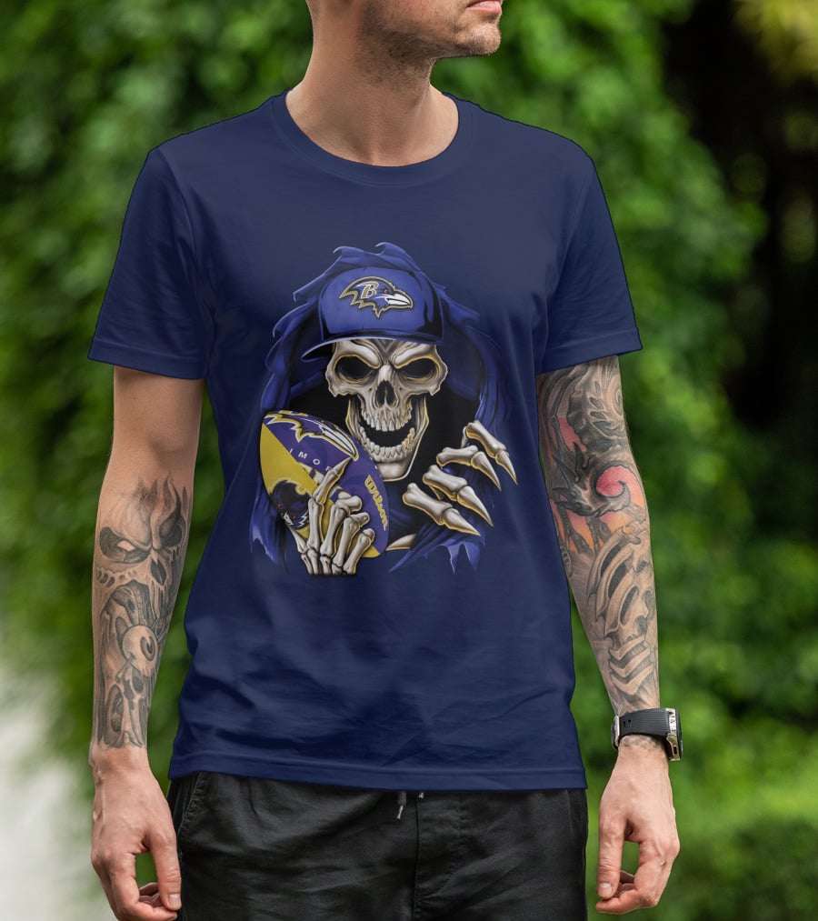 Skullbong Baltimore Ravens Skeleton With Football And Cap T-Shirt