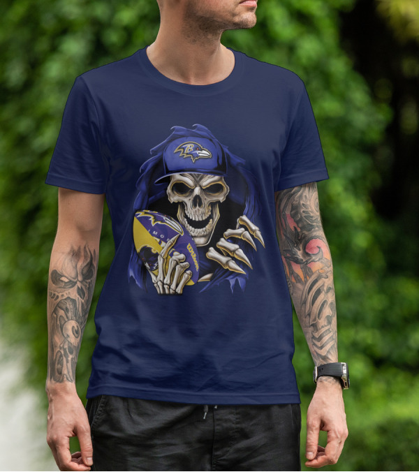 Skullbong Baltimore Ravens Skeleton With Football And Cap T-Shirt
