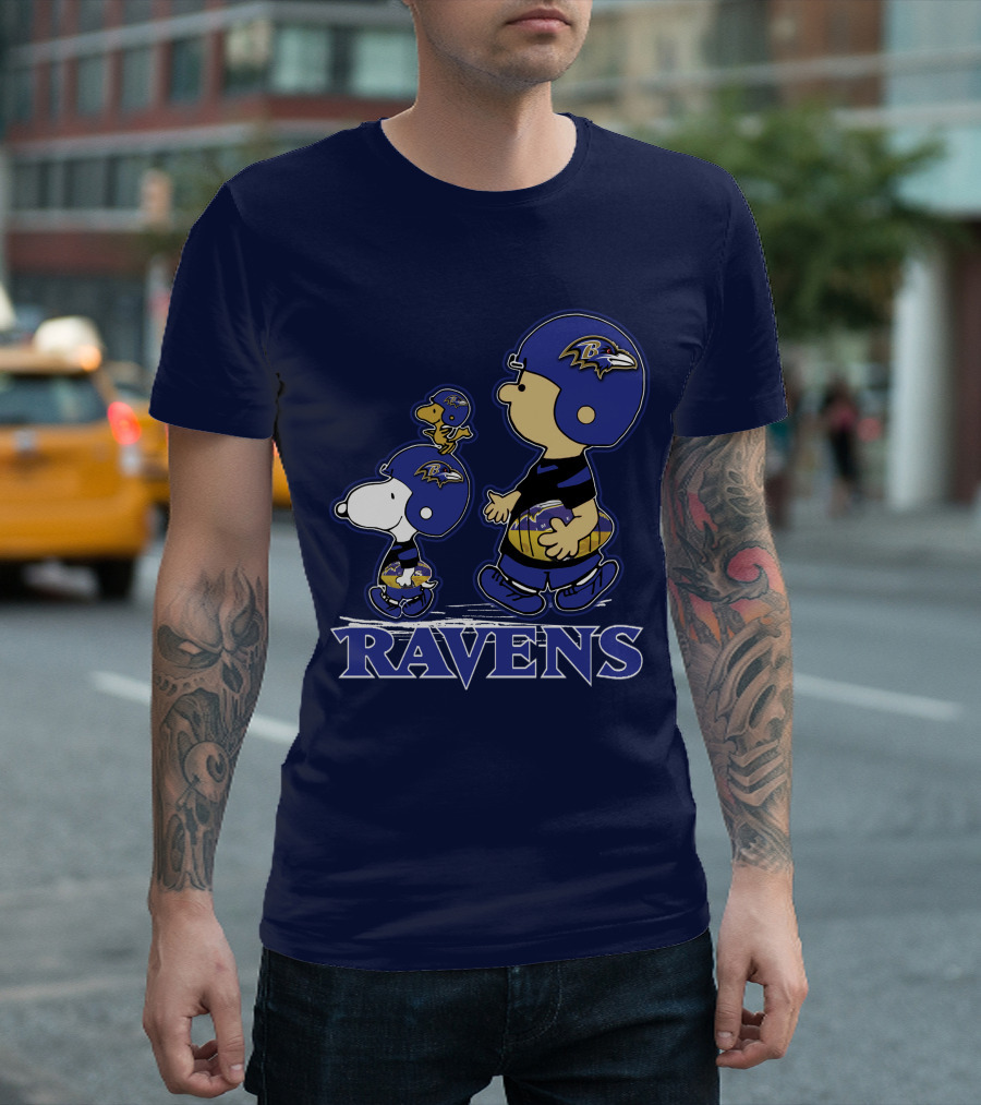 Snpfootball Baltimore Ravens Peanuts Characters Helmets Ravens T-Shirt