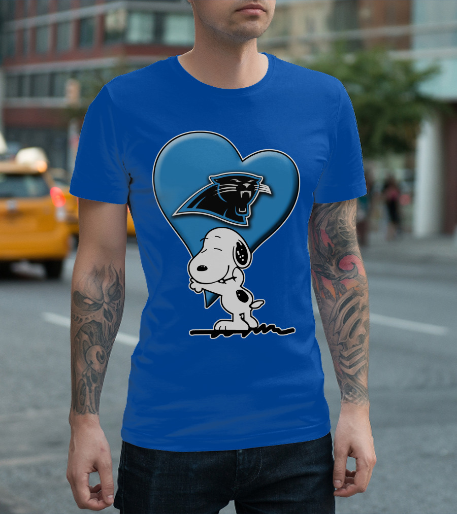 Snoopy Hugging Carolina Panthers Heart With Iconic T-Shirt
